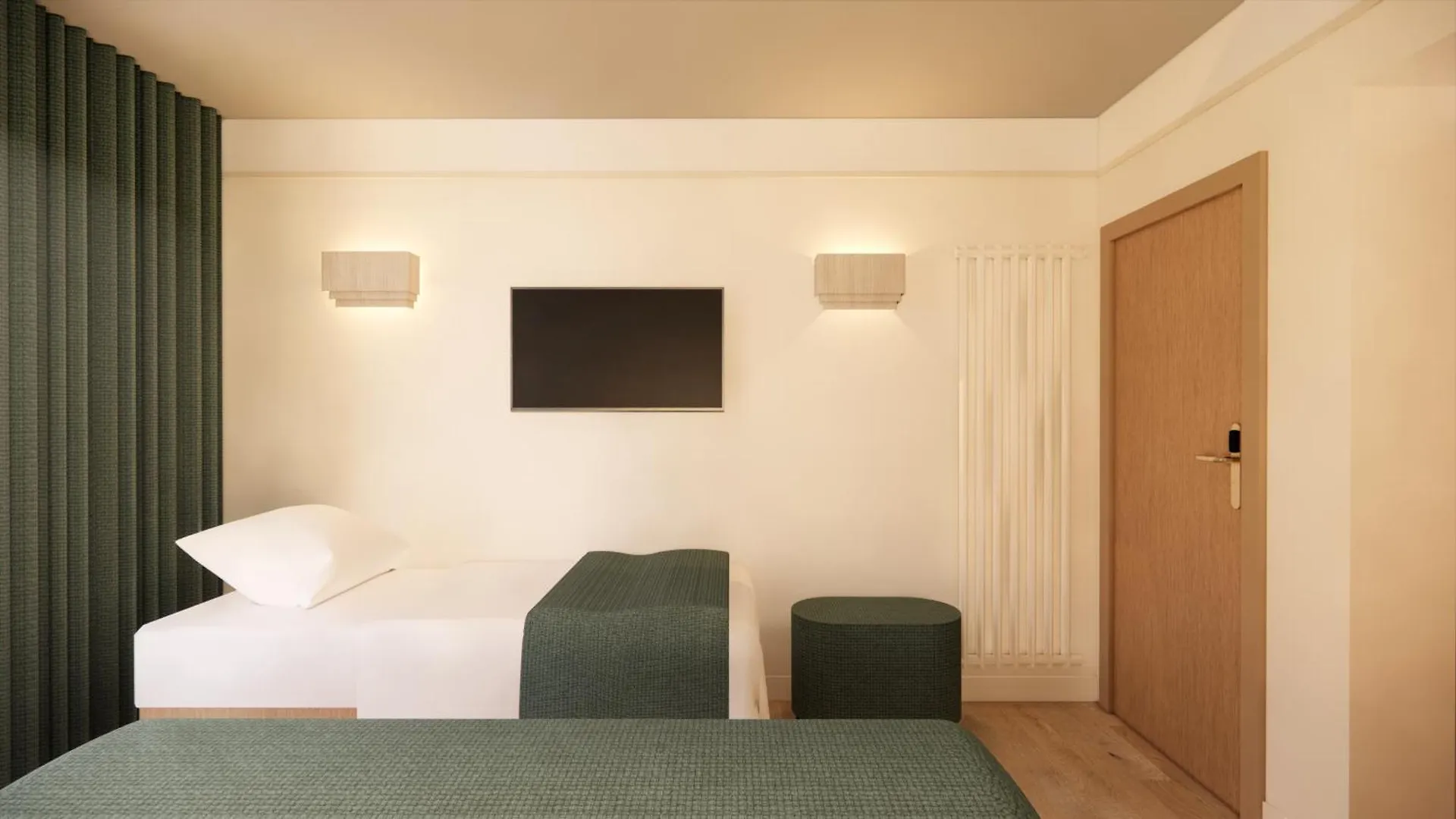 Le Cardinal Hotel 4*